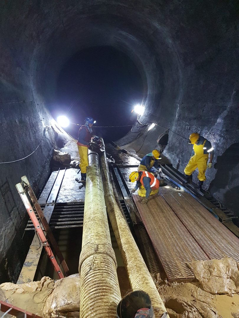 Apoyo parada túnel de carga Chivor 1 de la CH Chivor